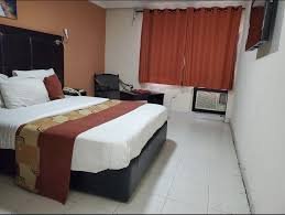 tmreviews-slider-img