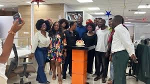 tmreviews-slider-img